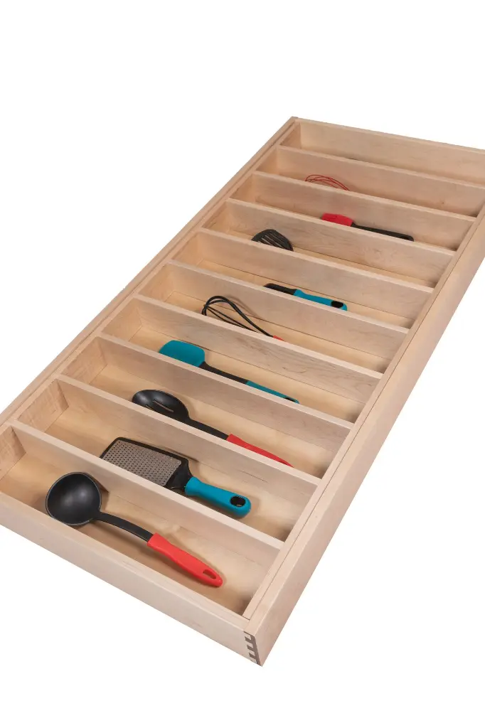 Maple Dovetail Drawer with Utensil Divider DU9 acc.webp